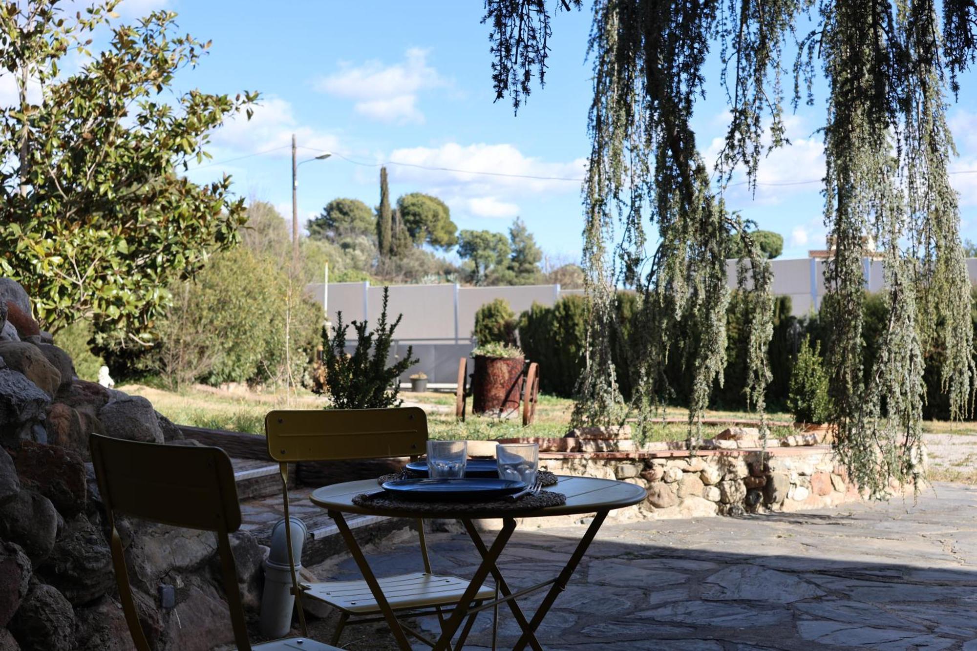 הוילה El Cedre Blau Vivienda Con Piscina En גראנולרס מראה חיצוני תמונה