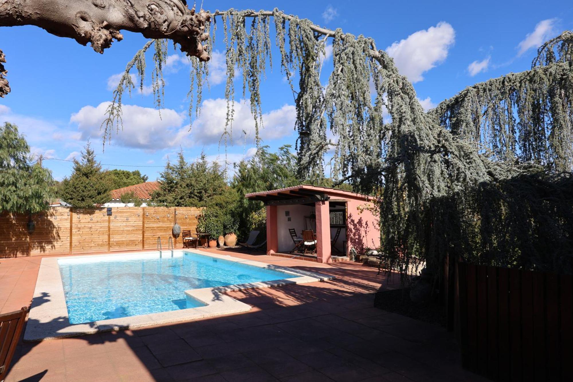 הוילה El Cedre Blau Vivienda Con Piscina En גראנולרס מראה חיצוני תמונה