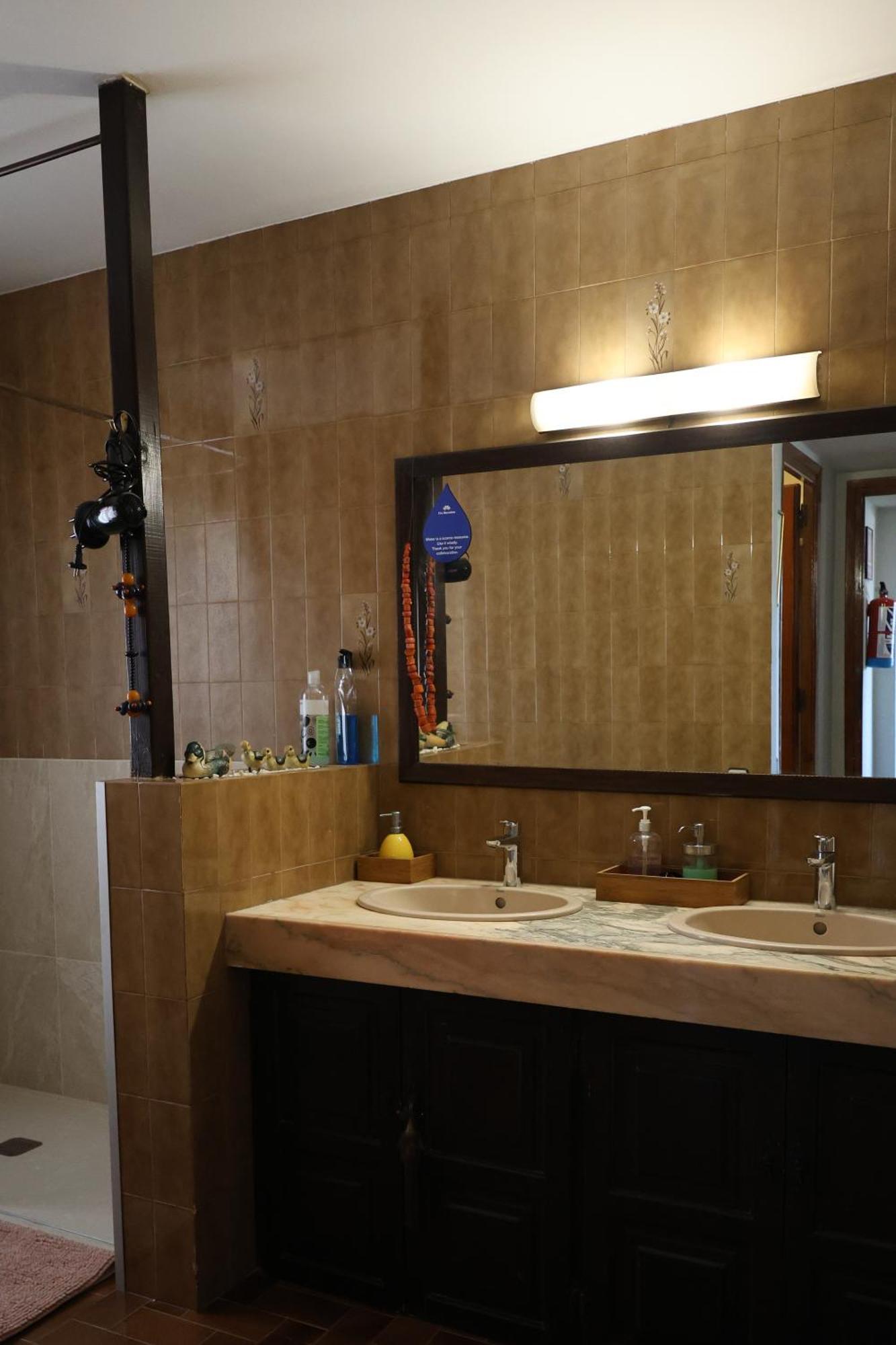 הוילה El Cedre Blau Vivienda Con Piscina En גראנולרס מראה חיצוני תמונה