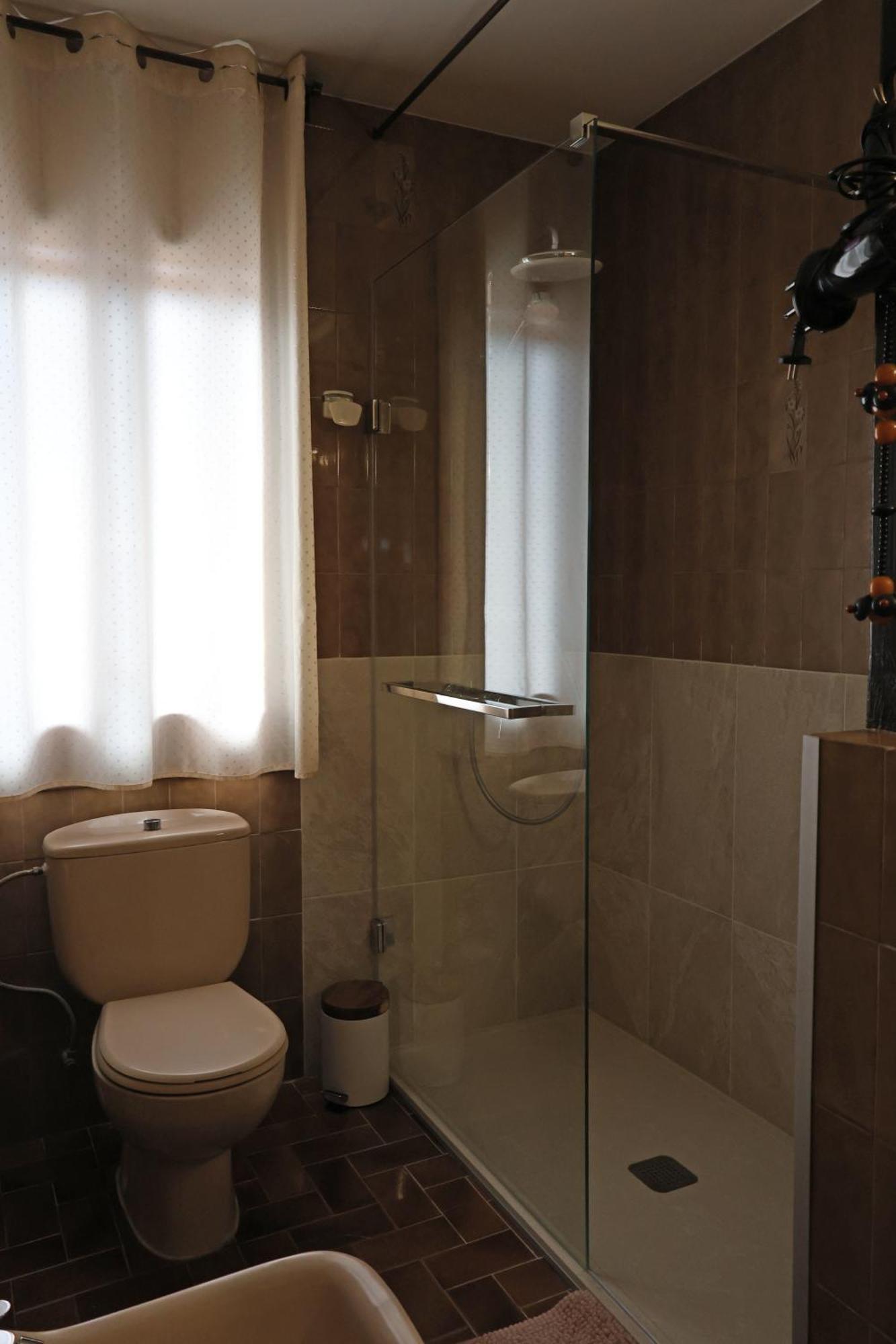 הוילה El Cedre Blau Vivienda Con Piscina En גראנולרס מראה חיצוני תמונה